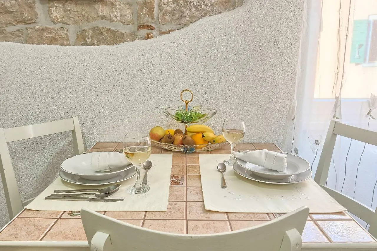 רוביני Graciela Apartment
